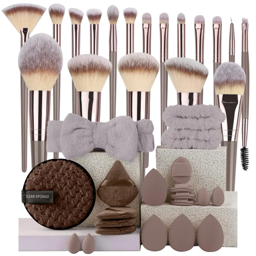 Vérae™ Luxe Makeup Brush Collection