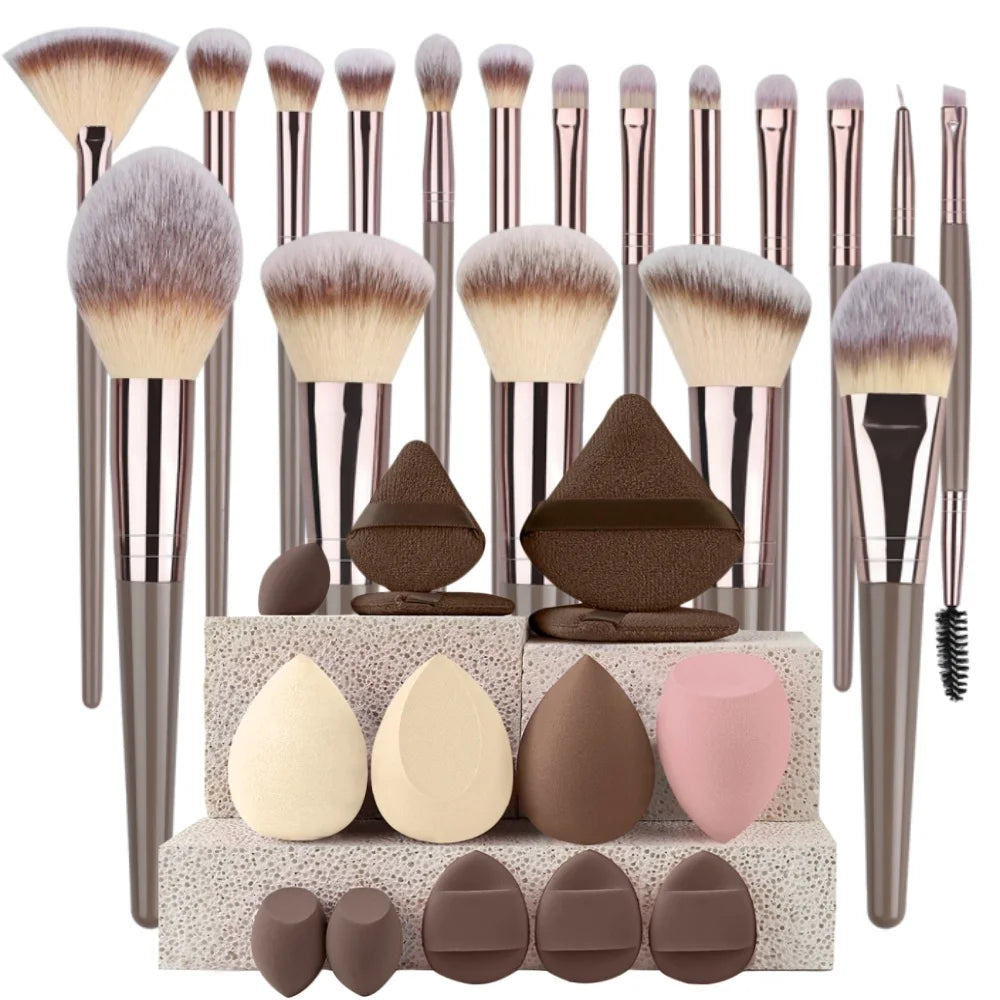 Vérae™ Luxe Makeup Brush Collection